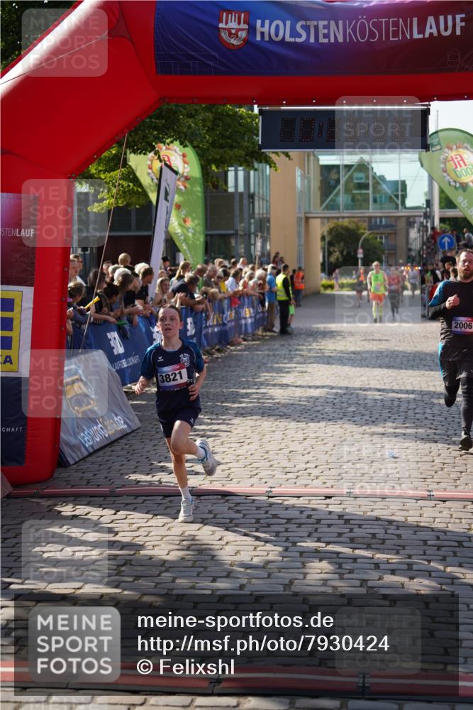 13.06.2025 - Holstenköstenlauf Felixshl http://msf.ph/oto/7930424 13.06.2025 17:55:56 Laufen 2006, 2547, 2781, 3249, 3633, 3757, 3821 meine-sportfotos.de