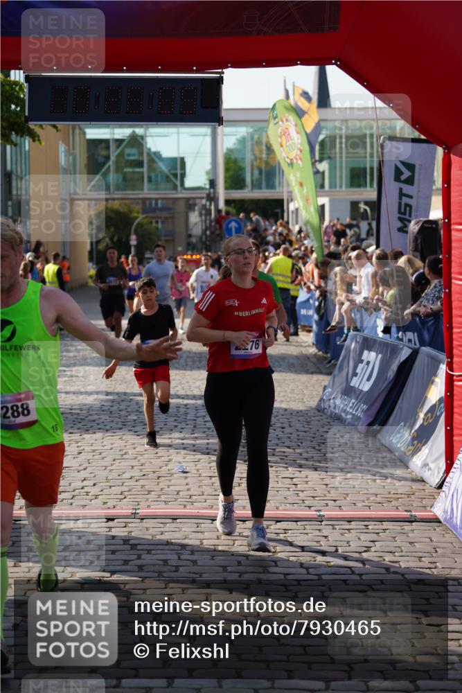 13.06.2025 - Holstenköstenlauf Felixshl http://msf.ph/oto/7930465 13.06.2025 17:56:07 Laufen 2175, 2276, 2555, 2861, 2917, 3043, 3288, 3602, 3672 meine-sportfotos.de
