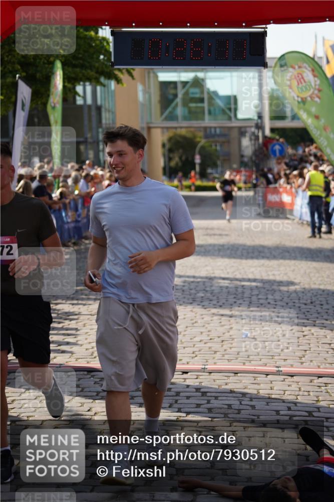 13.06.2025 - Holstenköstenlauf Felixshl http://msf.ph/oto/7930512 13.06.2025 17:56:12 Laufen 2175, 2292, 2555, 2917, 3043, 3602, 3672 meine-sportfotos.de
