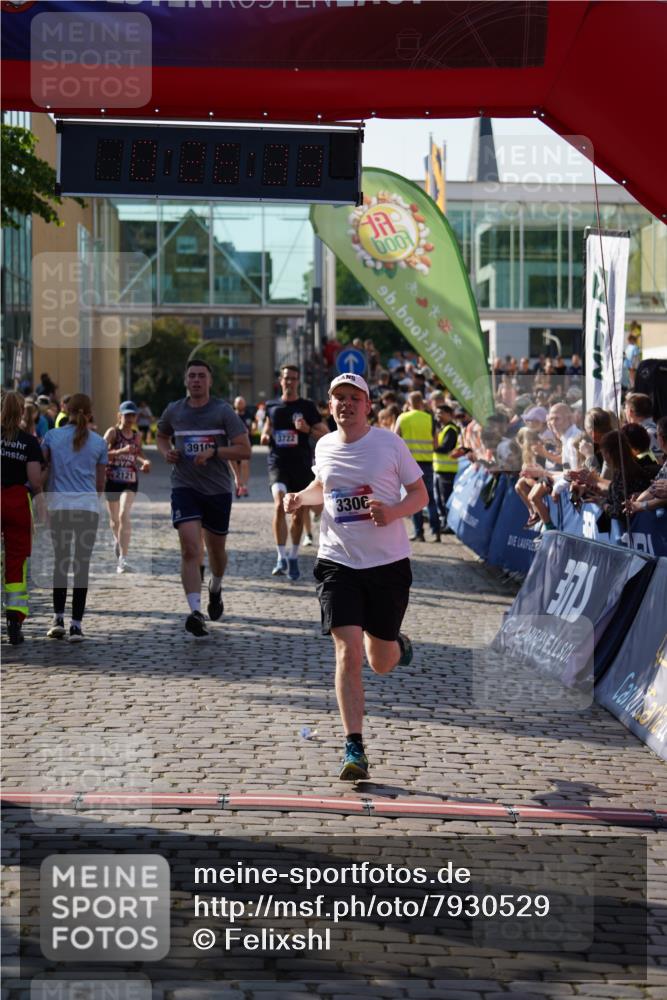 13.06.2025 - Holstenköstenlauf Felixshl http://msf.ph/oto/7930529 13.06.2025 17:56:34 Laufen 2121, 2736, 2784, 3306, 3716, 3722, 3910 meine-sportfotos.de