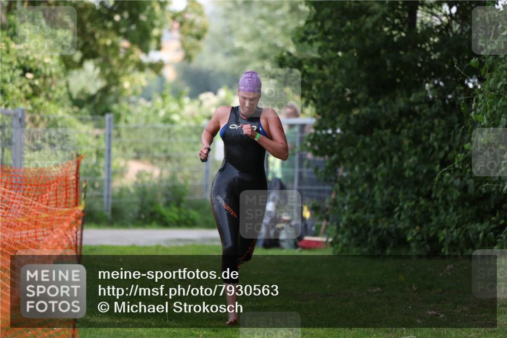 15.06.2025 - 7 Türme Triathlon Michael Strokosch http://msf.ph/oto/7930563 15.06.2025 12:26:48 Schwimmen 364, 524 meine-sportfotos.de