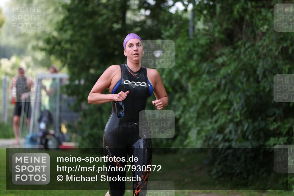15.06.2025 - 7 Türme Triathlon Michael Strokosch http://msf.ph/oto/7930572 15.06.2025 12:26:50 Schwimmen 364, 524, 553 meine-sportfotos.de