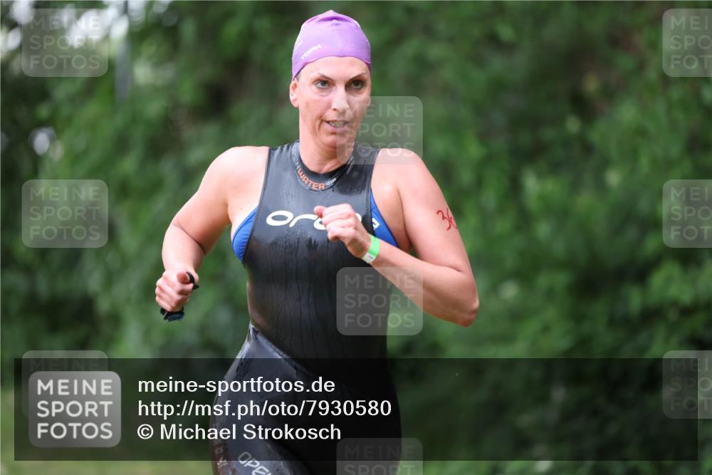 15.06.2025 - 7 Türme Triathlon Michael Strokosch http://msf.ph/oto/7930580 15.06.2025 12:26:52 Schwimmen 364, 524, 553 meine-sportfotos.de