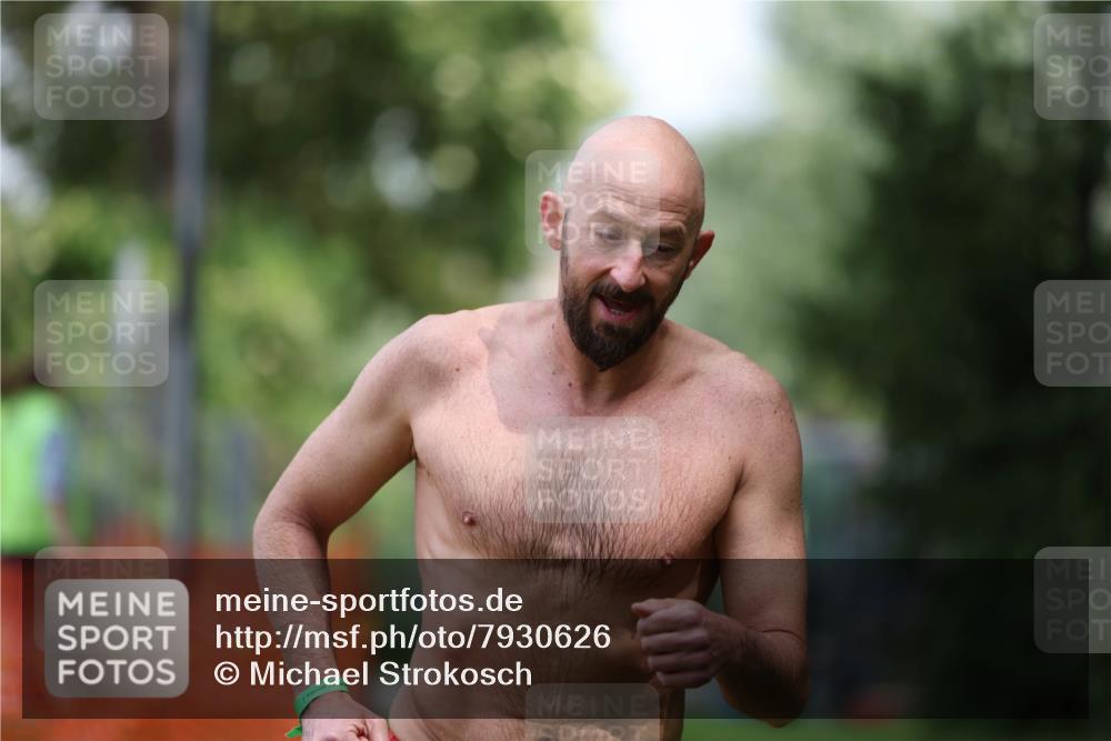 15.06.2025 - 7 Türme Triathlon Michael Strokosch http://msf.ph/oto/7930626 15.06.2025 12:27:17 Schwimmen 524, 553, 563, 572, 589, 617, 642 meine-sportfotos.de