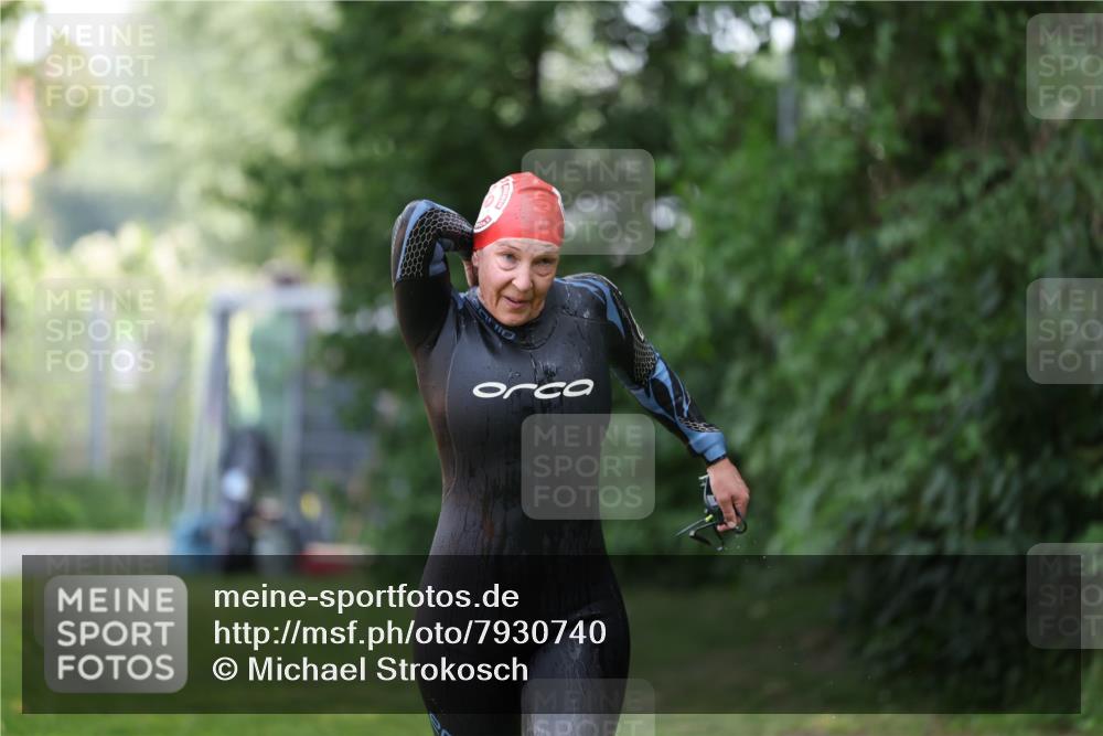 15.06.2025 - 7 Türme Triathlon Michael Strokosch http://msf.ph/oto/7930740 15.06.2025 12:28:48 Schwimmen 552, 554, 574 meine-sportfotos.de