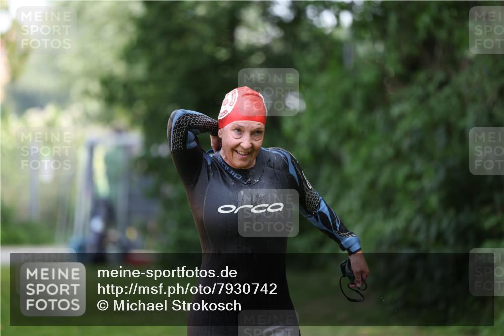 15.06.2025 - 7 Türme Triathlon Michael Strokosch http://msf.ph/oto/7930742 15.06.2025 12:28:49 Schwimmen 552, 554, 574 meine-sportfotos.de