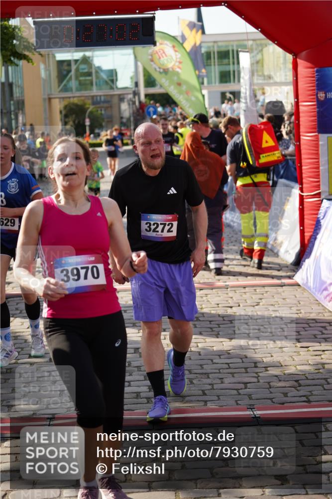 13.06.2025 - Holstenköstenlauf Felixshl http://msf.ph/oto/7930759 13.06.2025 17:57:03 Laufen 2472, 2487, 2883, 3124, 3126, 3137, 3629, 3970 meine-sportfotos.de