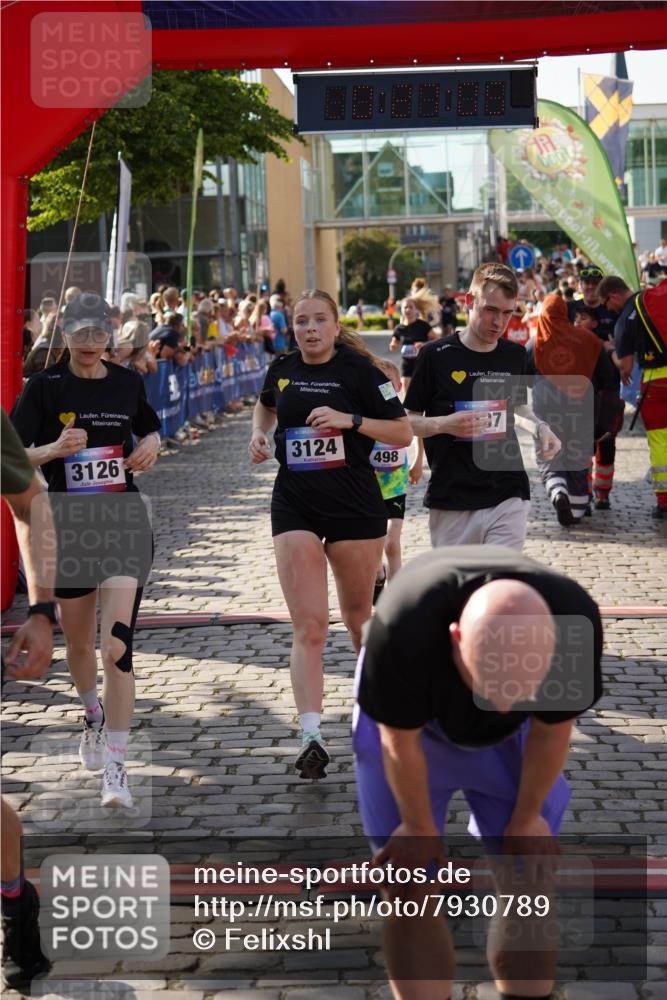 13.06.2025 - Holstenköstenlauf Felixshl http://msf.ph/oto/7930789 13.06.2025 17:57:06 Laufen 2487, 2883, 3006, 3124, 3126, 3137, 3629, 3970 meine-sportfotos.de
