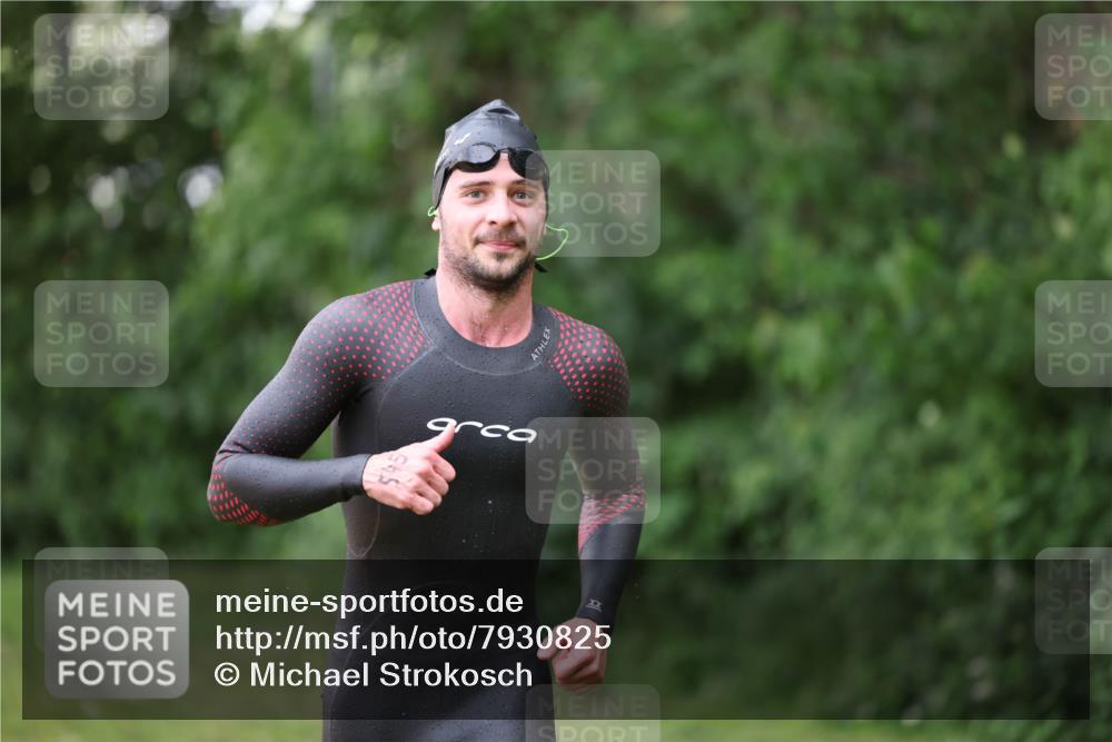 15.06.2025 - 7 Türme Triathlon Michael Strokosch http://msf.ph/oto/7930825 15.06.2025 12:29:52 Schwimmen 545, 644 meine-sportfotos.de