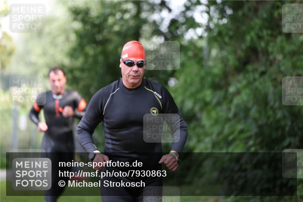 15.06.2025 - 7 Türme Triathlon Michael Strokosch http://msf.ph/oto/7930863 15.06.2025 12:30:28 Schwimmen 464, 522, 544 meine-sportfotos.de