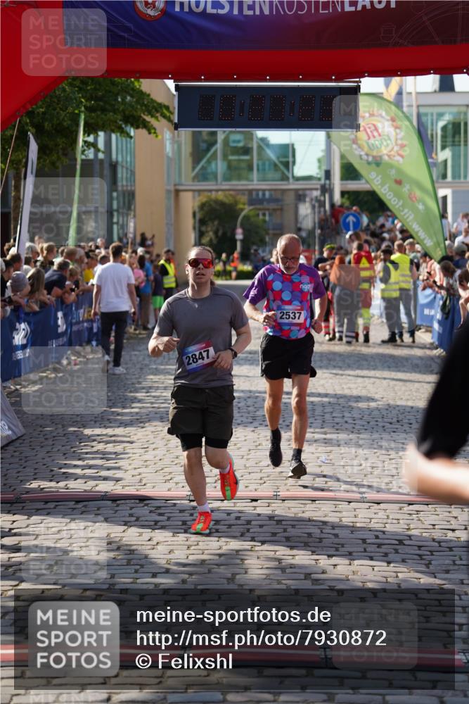 13.06.2025 - Holstenköstenlauf Felixshl http://msf.ph/oto/7930872 13.06.2025 17:57:24 Laufen 2324, 2510, 2537, 2673, 2847, 3663, 3857 meine-sportfotos.de