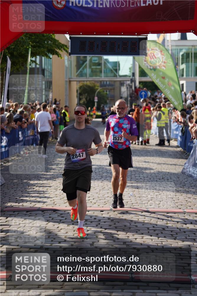13.06.2025 - Holstenköstenlauf Felixshl http://msf.ph/oto/7930880 13.06.2025 17:57:24 Laufen 2324, 2510, 2537, 2673, 2847, 3663, 3857 meine-sportfotos.de
