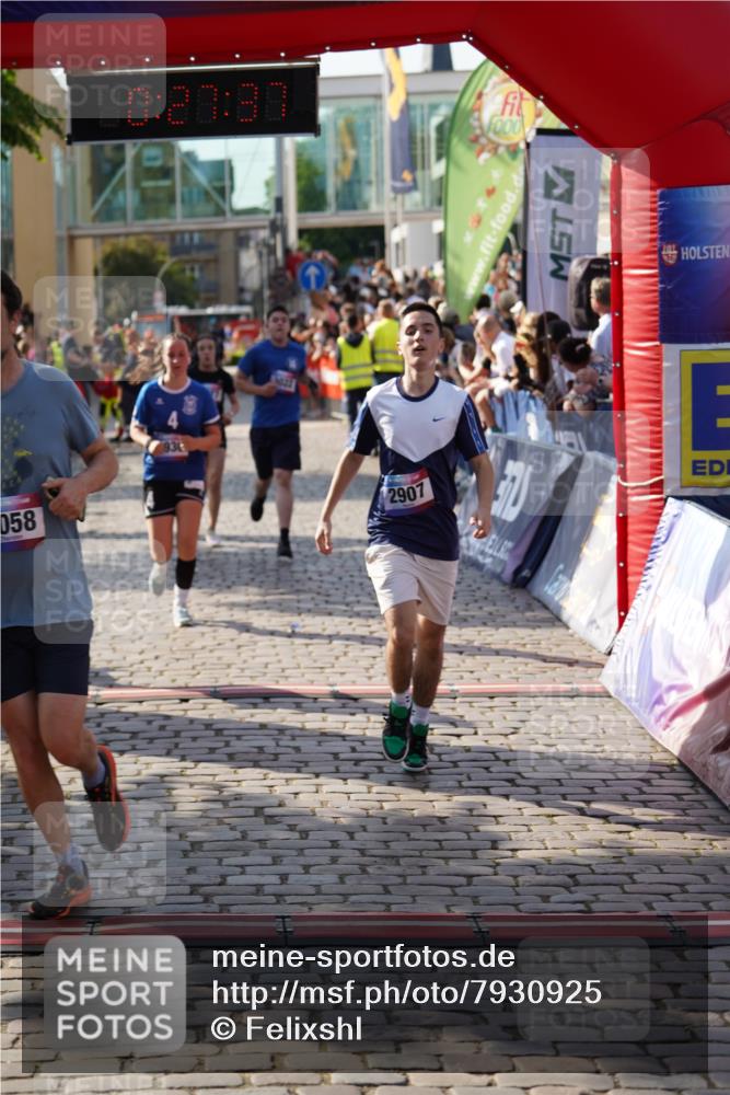 13.06.2025 - Holstenköstenlauf Felixshl http://msf.ph/oto/7930925 13.06.2025 17:57:39 Laufen 2058, 2384, 2877, 2907, 3022, 3930 meine-sportfotos.de