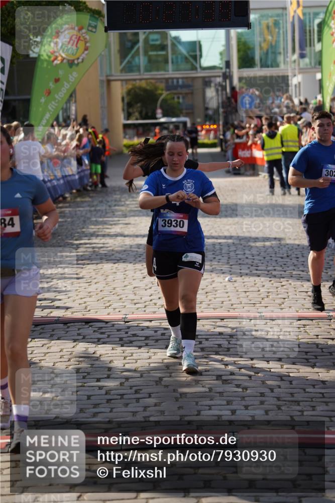 13.06.2025 - Holstenköstenlauf Felixshl http://msf.ph/oto/7930930 13.06.2025 17:57:41 Laufen 2058, 2384, 2877, 2907, 3022, 3930 meine-sportfotos.de