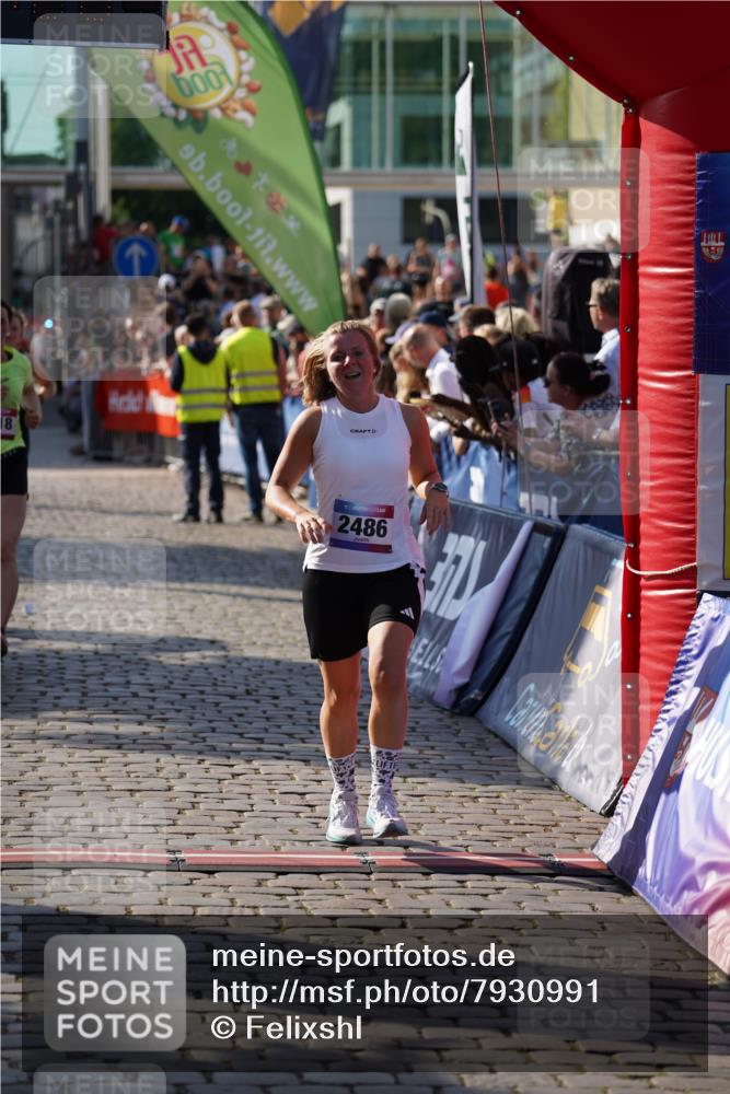 13.06.2025 - Holstenköstenlauf Felixshl http://msf.ph/oto/7930991 13.06.2025 17:58:21 Laufen 2391, 2486, 2518, 2703, 2791, 3186, 3674, 3989 meine-sportfotos.de