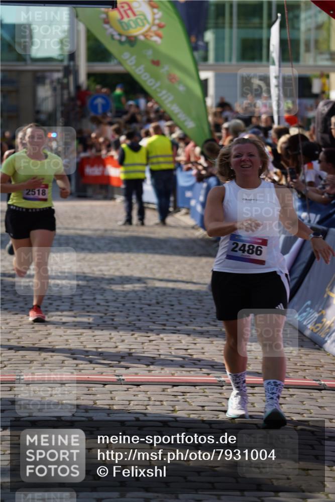 13.06.2025 - Holstenköstenlauf Felixshl http://msf.ph/oto/7931004 13.06.2025 17:58:22 Laufen 2391, 2486, 2518, 2703, 2791, 3186, 3674, 3989 meine-sportfotos.de
