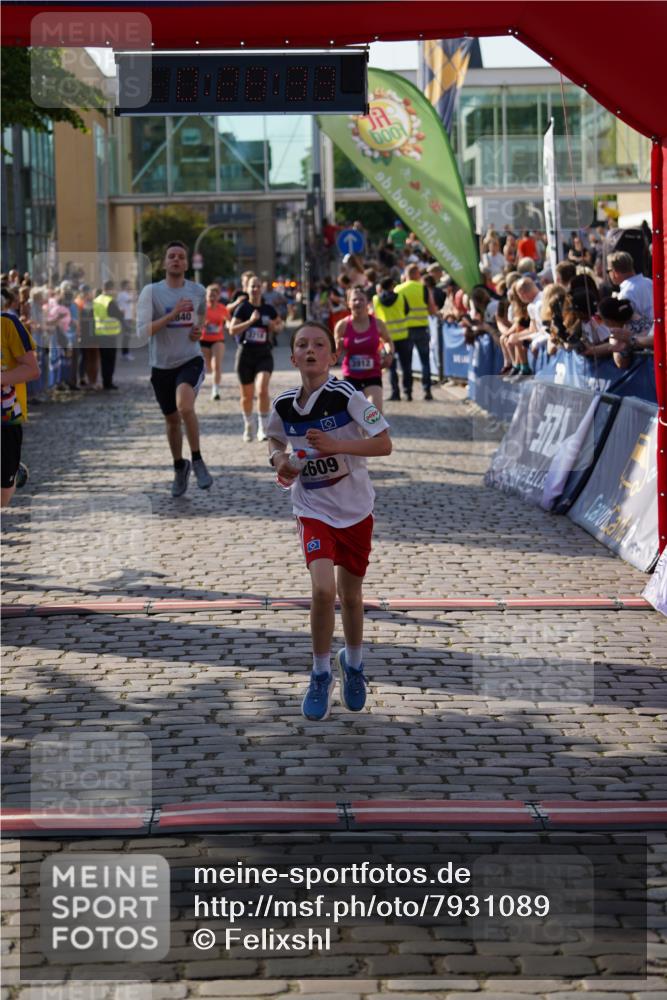 13.06.2025 - Holstenköstenlauf Felixshl http://msf.ph/oto/7931089 13.06.2025 17:58:34 Laufen 2394, 2609, 2617, 2870, 3162, 3275, 3312, 3718, 3912 meine-sportfotos.de