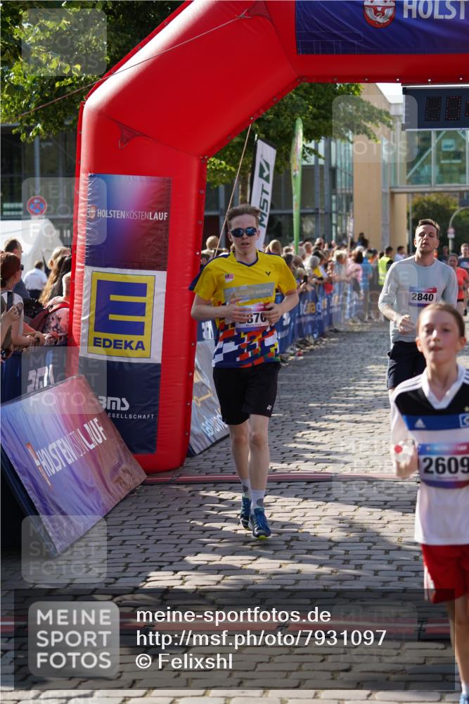 13.06.2025 - Holstenköstenlauf Felixshl http://msf.ph/oto/7931097 13.06.2025 17:58:35 Laufen 2394, 2609, 2617, 2870, 3162, 3275, 3312, 3718, 3912, 3975 meine-sportfotos.de