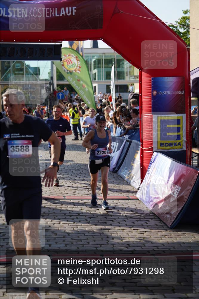 13.06.2025 - Holstenköstenlauf Felixshl http://msf.ph/oto/7931298 13.06.2025 17:59:12 Laufen 2219, 2220, 2318, 2372, 2701, 2879, 3100, 3104, 3768 meine-sportfotos.de