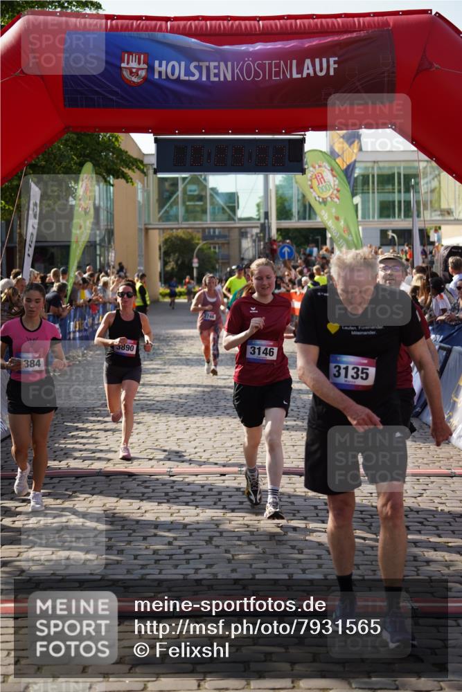 13.06.2025 - Holstenköstenlauf Felixshl http://msf.ph/oto/7931565 13.06.2025 17:59:53 Laufen 2395, 2508, 2712, 2746, 3135, 3145, 3146, 3720, 3884, 3890 meine-sportfotos.de