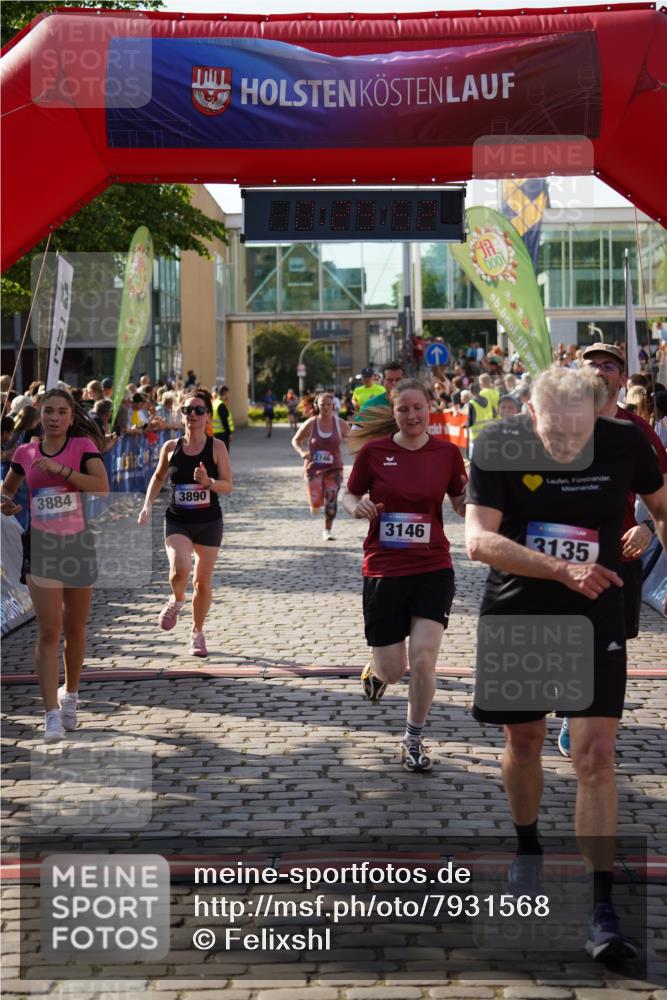 13.06.2025 - Holstenköstenlauf Felixshl http://msf.ph/oto/7931568 13.06.2025 17:59:53 Laufen 2395, 2508, 2712, 2746, 3135, 3145, 3146, 3720, 3884, 3890 meine-sportfotos.de