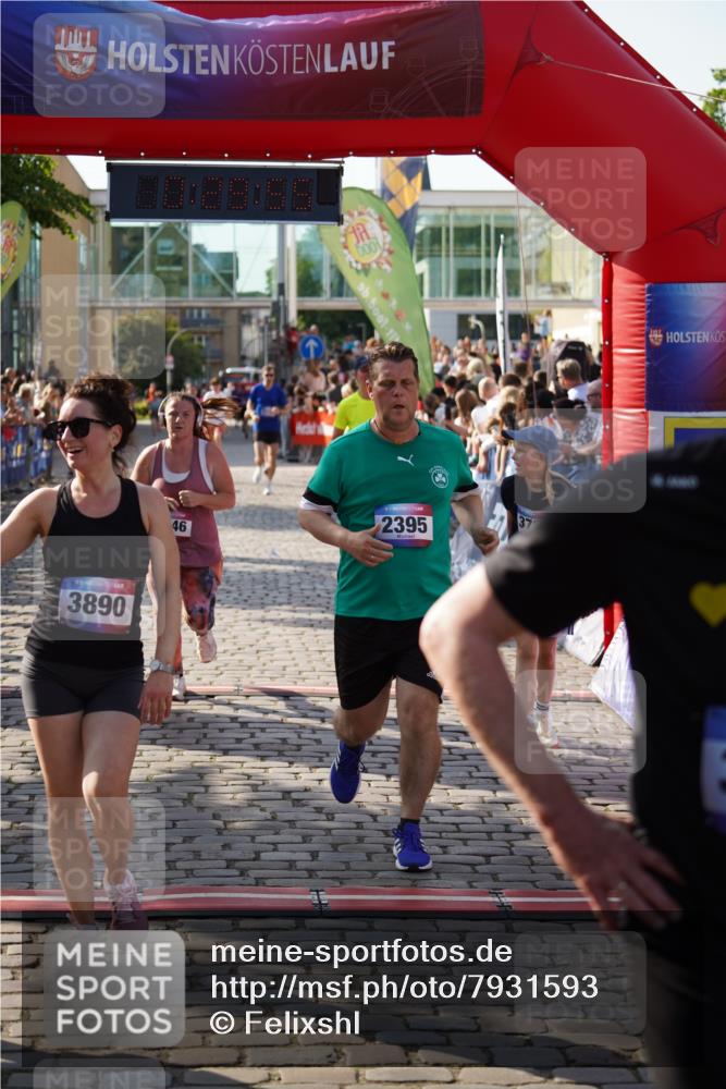 13.06.2025 - Holstenköstenlauf Felixshl http://msf.ph/oto/7931593 13.06.2025 17:59:56 Laufen 2118, 2395, 2712, 2746, 2900, 3145, 3146, 3246, 3720, 3884, 3890 meine-sportfotos.de