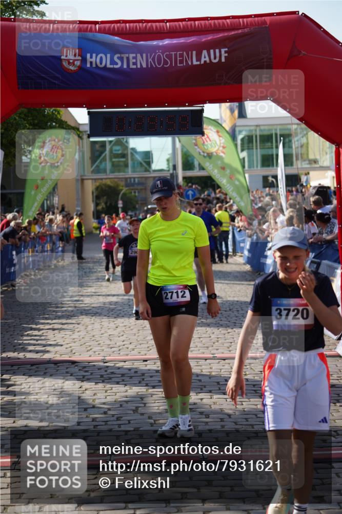 13.06.2025 - Holstenköstenlauf Felixshl http://msf.ph/oto/7931621 13.06.2025 18:00:00 Laufen 2118, 2503, 2712, 2746, 2900, 3246, 3720, 3750 meine-sportfotos.de