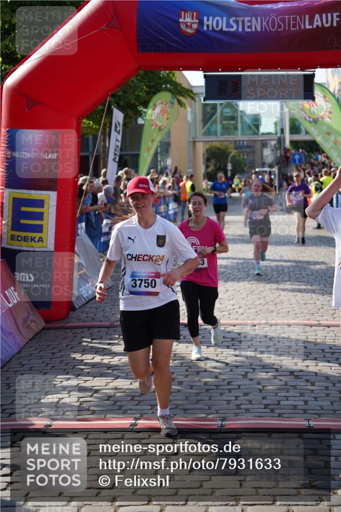 13.06.2025 - Holstenköstenlauf Felixshl http://msf.ph/oto/7931633 13.06.2025 18:00:06 Laufen 2083, 2085, 2118, 2277, 2503, 2733, 2900, 3246, 3750 meine-sportfotos.de