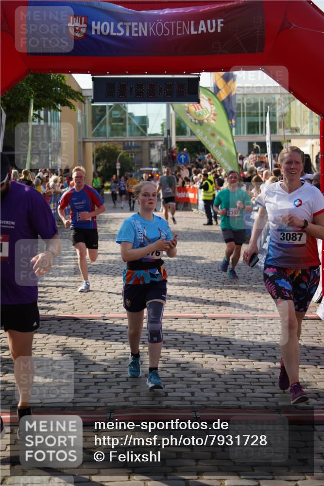 13.06.2025 - Holstenköstenlauf Felixshl http://msf.ph/oto/7931728 13.06.2025 18:00:25 Laufen 2195, 2354, 2392, 2676, 2731, 3087, 3262, 3607, 3669 meine-sportfotos.de