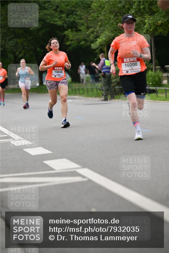 15.06.2025 - REWE Women's Run Dr. Thomas Lammeyer http://msf.ph/oto/7932035 15.06.2025 09:14:23 Laufen 10838, 10200 meine-sportfotos.de