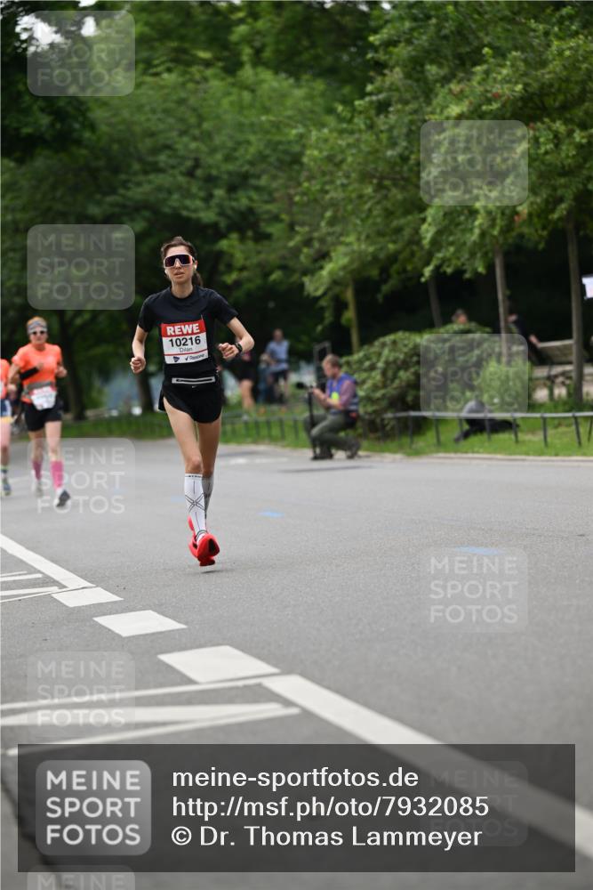 15.06.2025 - REWE Women's Run Dr. Thomas Lammeyer http://msf.ph/oto/7932085 15.06.2025 09:14:38 Laufen 10216 meine-sportfotos.de