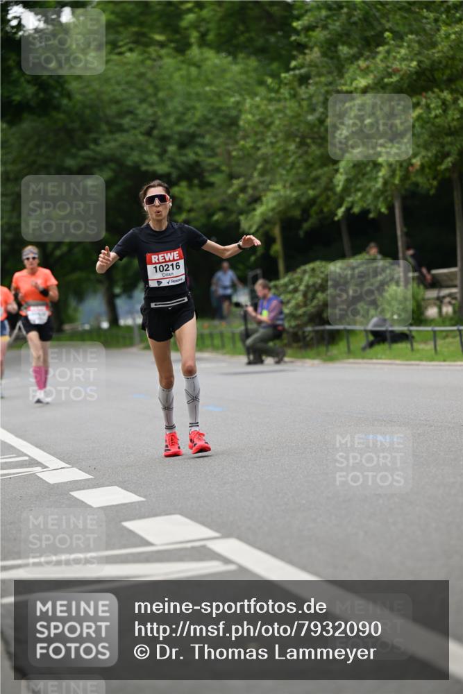 15.06.2025 - REWE Women's Run Dr. Thomas Lammeyer http://msf.ph/oto/7932090 15.06.2025 09:14:39 Laufen 10216 meine-sportfotos.de