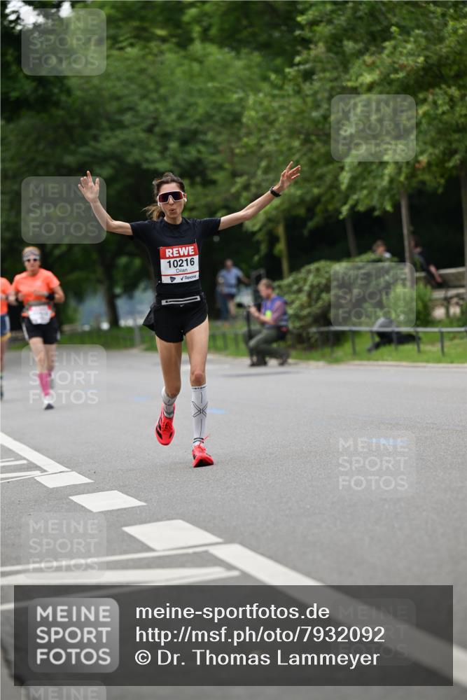 15.06.2025 - REWE Women's Run Dr. Thomas Lammeyer http://msf.ph/oto/7932092 15.06.2025 09:14:39 Laufen 10216 meine-sportfotos.de