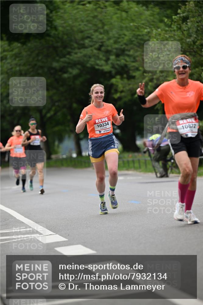 15.06.2025 - REWE Women's Run Dr. Thomas Lammeyer http://msf.ph/oto/7932134 15.06.2025 09:14:43 Laufen 10334, 10872 meine-sportfotos.de