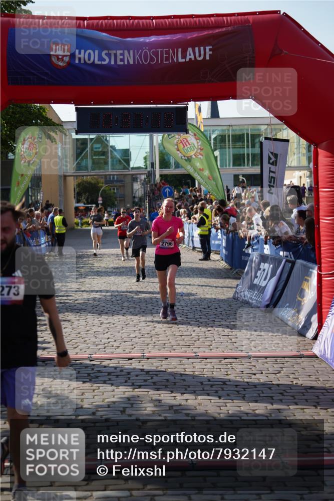 13.06.2025 - Holstenköstenlauf Felixshl http://msf.ph/oto/7932147 13.06.2025 18:01:21 Laufen 2505, 2796, 2814, 2816, 2842, 3244, 3267, 3269, 3273, 3608, 3814, 3909 meine-sportfotos.de
