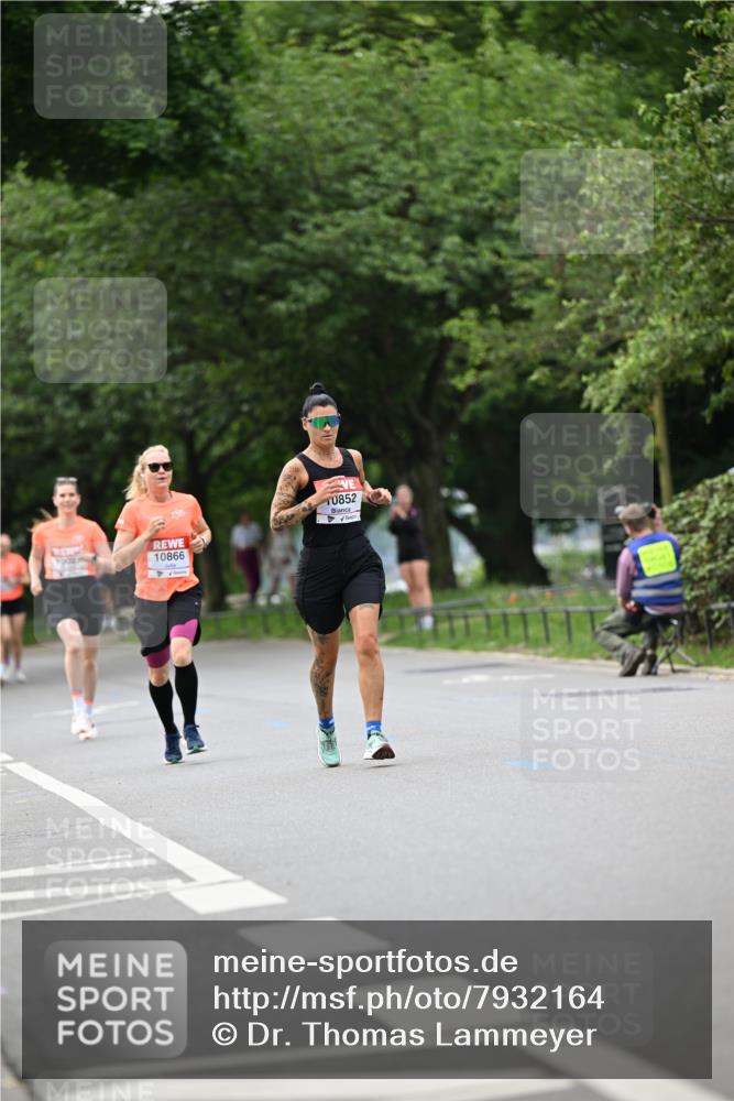 15.06.2025 - REWE Women's Run Dr. Thomas Lammeyer http://msf.ph/oto/7932164 15.06.2025 09:14:45 Laufen 852, 10866 meine-sportfotos.de