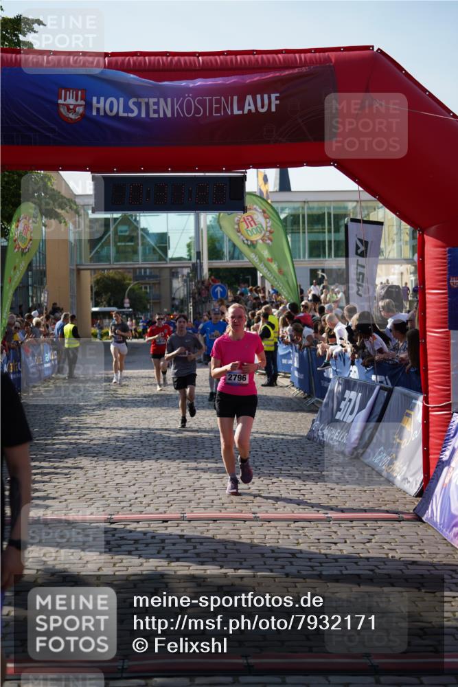 13.06.2025 - Holstenköstenlauf Felixshl http://msf.ph/oto/7932171 13.06.2025 18:01:21 Laufen 2505, 2796, 2814, 2816, 2842, 3244, 3267, 3269, 3273, 3608, 3814, 3909 meine-sportfotos.de