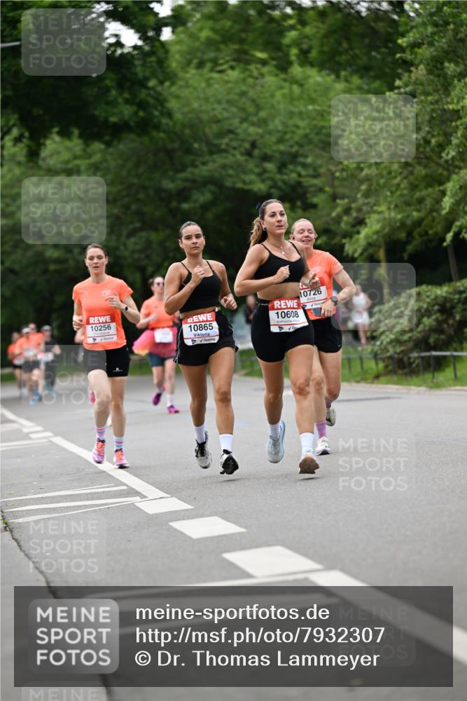 15.06.2025 - REWE Women's Run Dr. Thomas Lammeyer http://msf.ph/oto/7932307 15.06.2025 09:14:58 Laufen 10256, 10608, 10865, 10726 meine-sportfotos.de