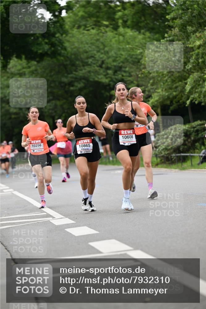 15.06.2025 - REWE Women's Run Dr. Thomas Lammeyer http://msf.ph/oto/7932310 15.06.2025 09:14:58 Laufen 10256, 10865, 10608 meine-sportfotos.de