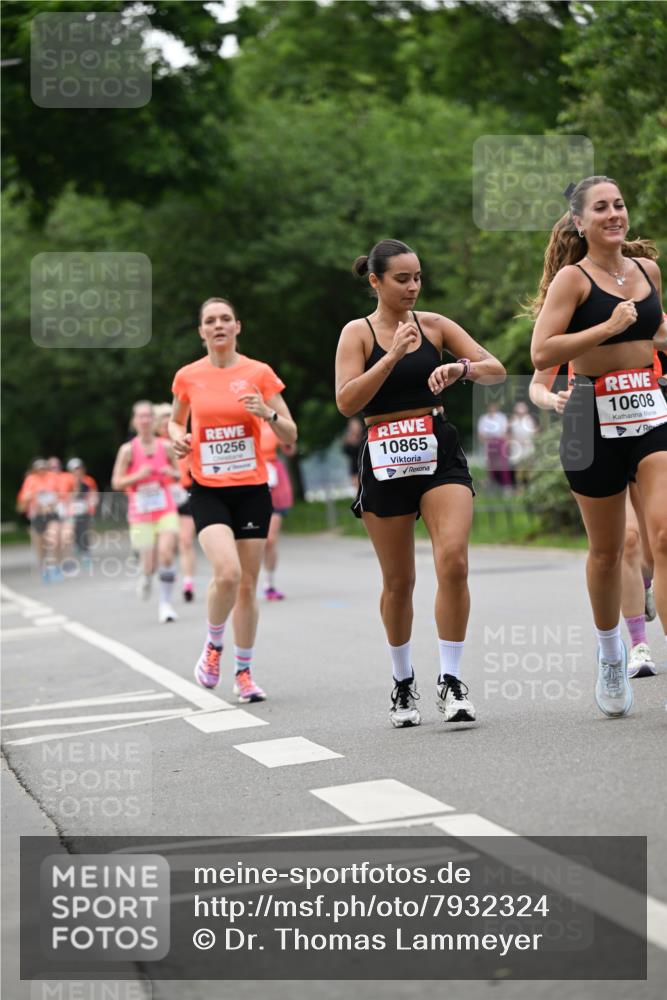 15.06.2025 - REWE Women's Run Dr. Thomas Lammeyer http://msf.ph/oto/7932324 15.06.2025 09:14:59 Laufen 10256, 10865, 10608 meine-sportfotos.de