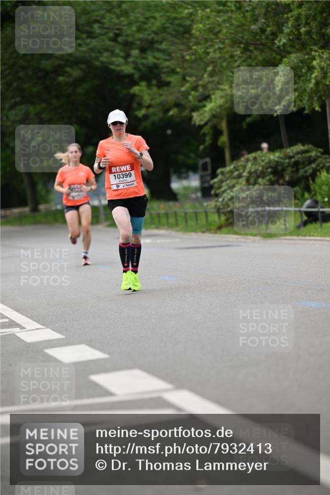 15.06.2025 - REWE Women's Run Dr. Thomas Lammeyer http://msf.ph/oto/7932413 15.06.2025 09:15:17 Laufen 32, 10399 meine-sportfotos.de