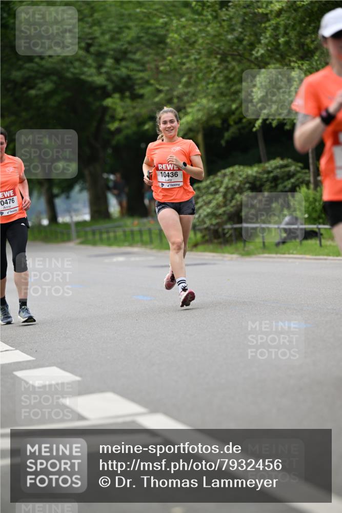 15.06.2025 - REWE Women's Run Dr. Thomas Lammeyer http://msf.ph/oto/7932456 15.06.2025 09:15:20 Laufen 0476, 10436 meine-sportfotos.de