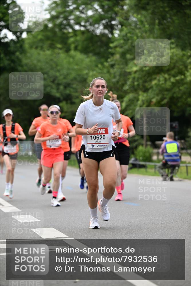 15.06.2025 - REWE Women's Run Dr. Thomas Lammeyer http://msf.ph/oto/7932536 15.06.2025 09:15:51 Laufen 395, 10620 meine-sportfotos.de