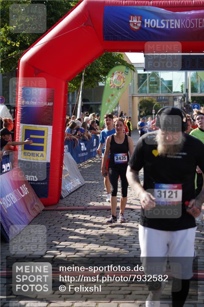 13.06.2025 - Holstenköstenlauf Felixshl http://msf.ph/oto/7932582 13.06.2025 18:02:03 Laufen 2005, 2279, 2435, 2916, 2920, 2998, 3090, 3095, 3121, 3161, 3296, 3617, 3618, 3726, 3752 meine-sportfotos.de