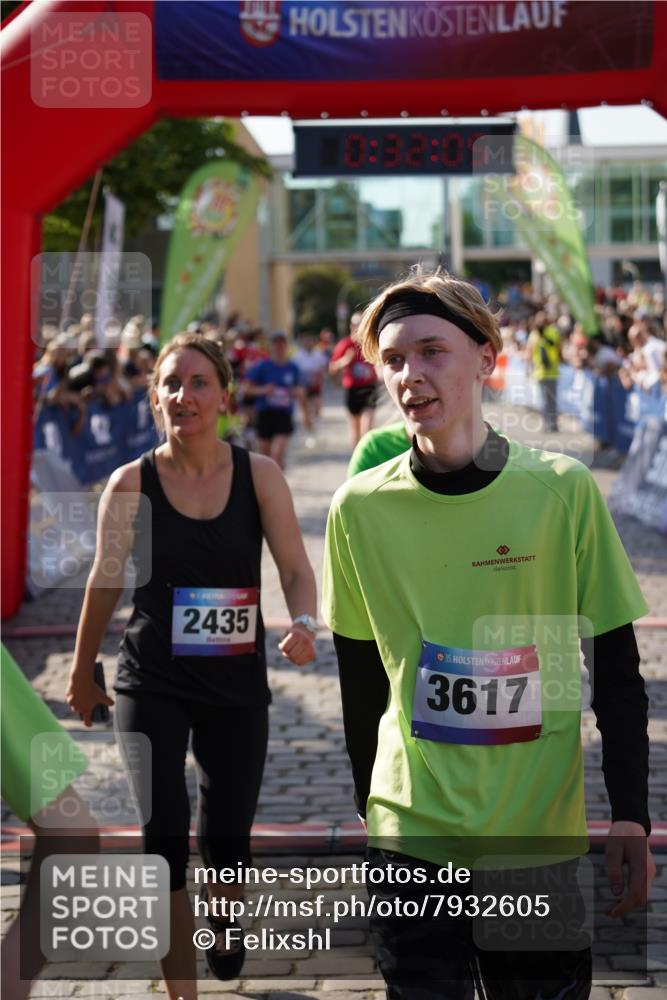 13.06.2025 - Holstenköstenlauf Felixshl http://msf.ph/oto/7932605 13.06.2025 18:02:06 Laufen 2279, 2435, 2916, 2994, 2998, 3090, 3095, 3161, 3296, 3617, 3630, 3752 meine-sportfotos.de