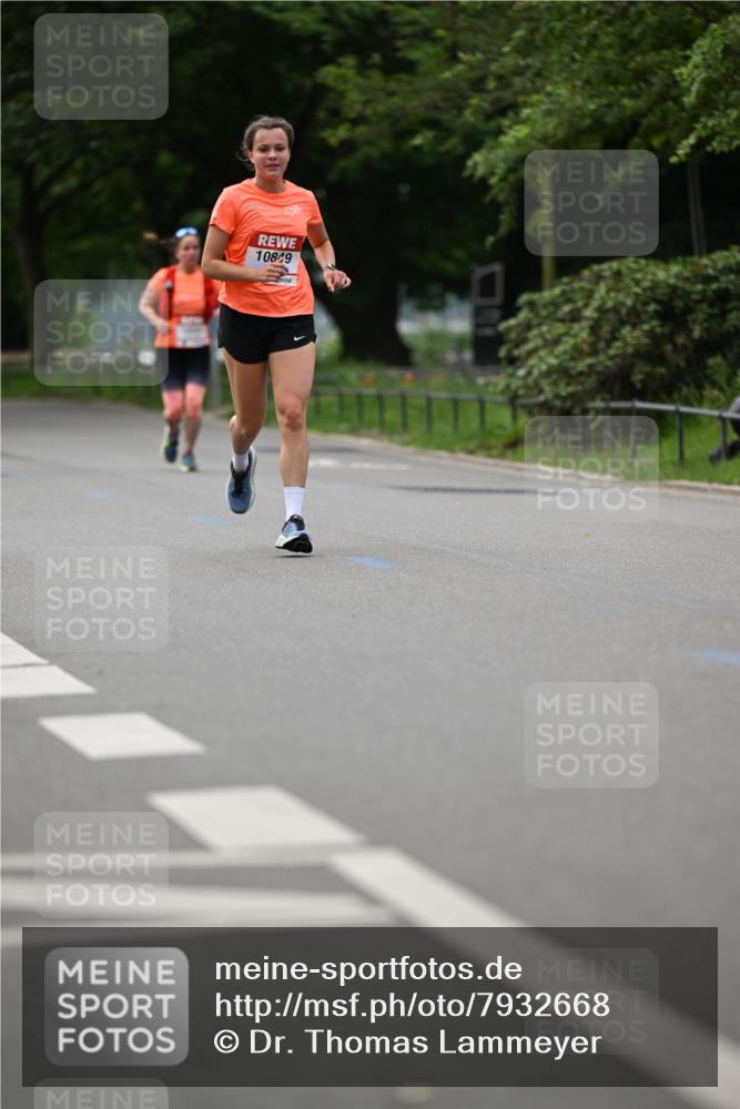 15.06.2025 - REWE Women's Run Dr. Thomas Lammeyer http://msf.ph/oto/7932668 15.06.2025 09:16:07 Laufen 10849 meine-sportfotos.de