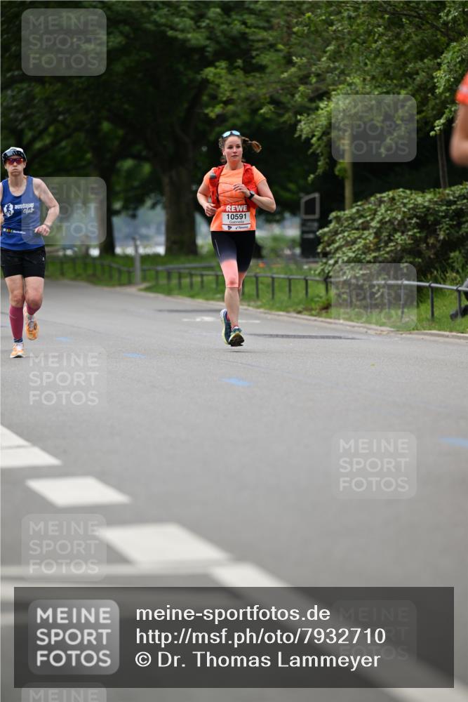 15.06.2025 - REWE Women's Run Dr. Thomas Lammeyer http://msf.ph/oto/7932710 15.06.2025 09:16:10 Laufen 10591 meine-sportfotos.de