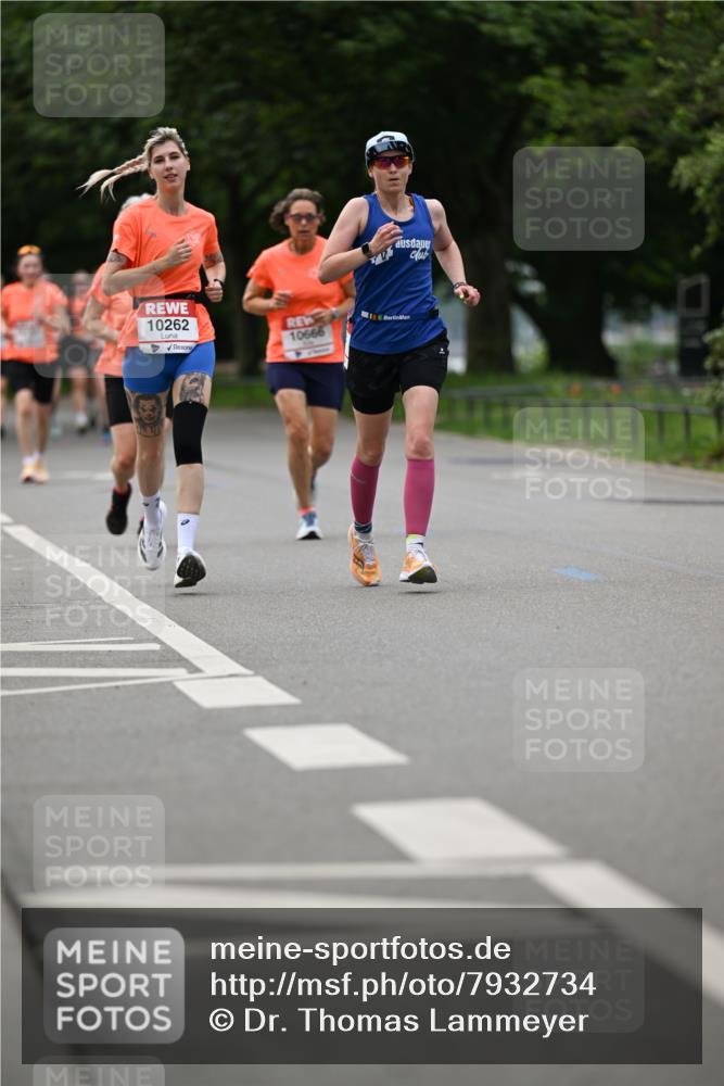 15.06.2025 - REWE Women's Run Dr. Thomas Lammeyer http://msf.ph/oto/7932734 15.06.2025 09:16:12 Laufen 10262, 10666, 4715 meine-sportfotos.de