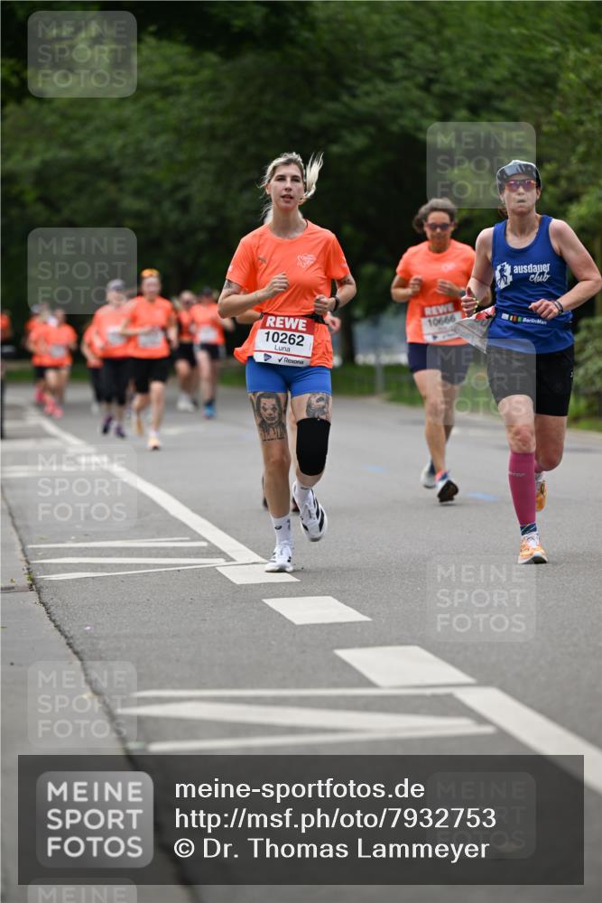 15.06.2025 - REWE Women's Run Dr. Thomas Lammeyer http://msf.ph/oto/7932753 15.06.2025 09:16:14 Laufen 10666, 10262 meine-sportfotos.de