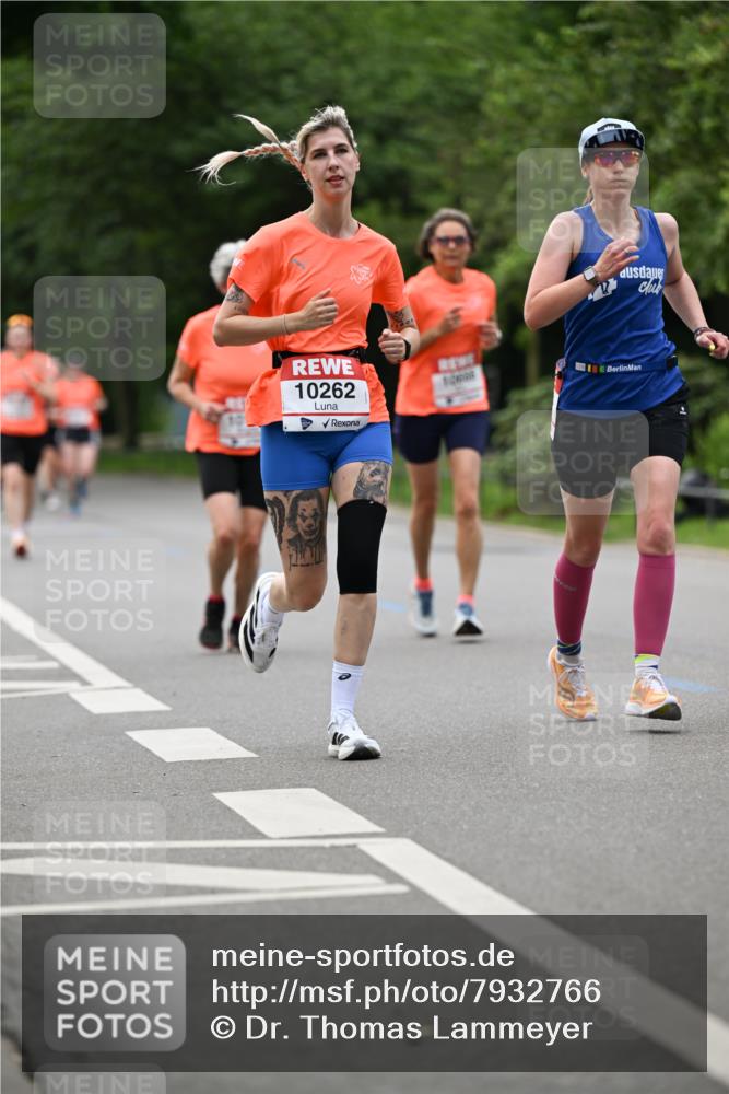 15.06.2025 - REWE Women's Run Dr. Thomas Lammeyer http://msf.ph/oto/7932766 15.06.2025 09:16:15 Laufen 10262 meine-sportfotos.de